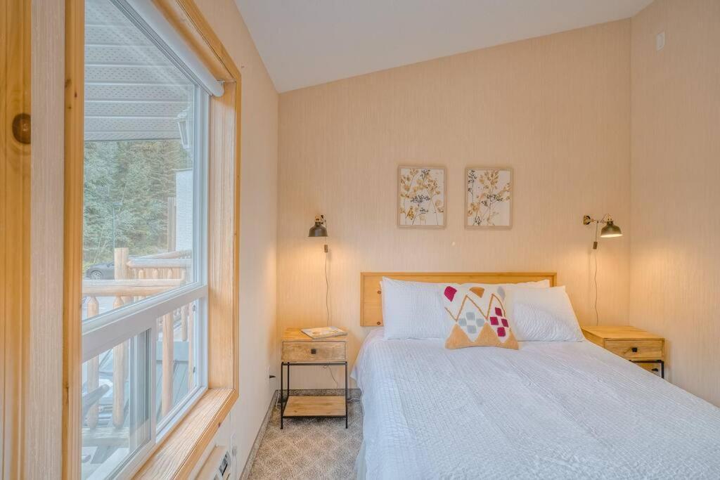 5 Mins To Banff - Cozy Townhome 2Br&2Bath - Banff Pass Included 캔모어 외부 사진