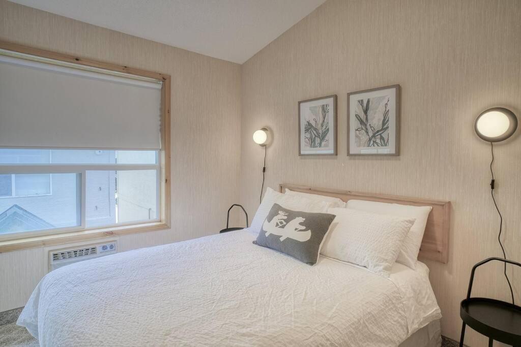5 Mins To Banff - Cozy Townhome 2Br&2Bath - Banff Pass Included 캔모어 외부 사진