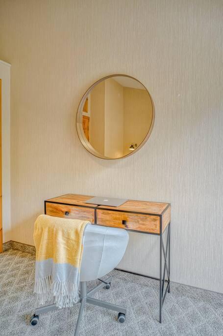 5 Mins To Banff - Cozy Townhome 2Br&2Bath - Banff Pass Included 캔모어 외부 사진